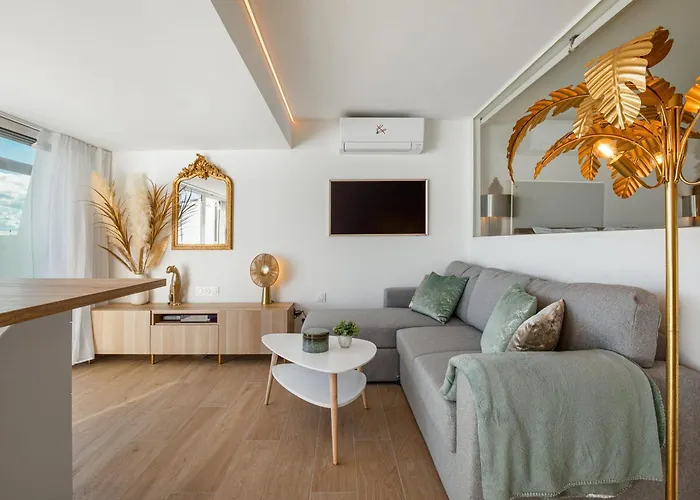 La Douce Folie Luxury With Terrace In Naturist Village 別荘