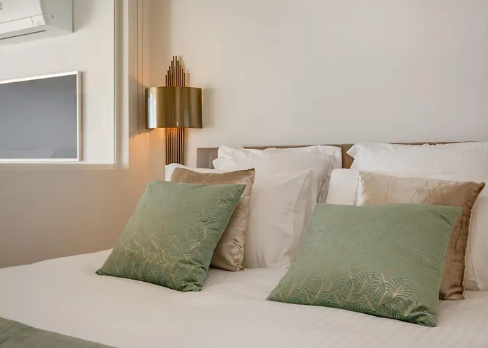 La Douce Folie Luxury With Terrace In Naturist Village * アグド