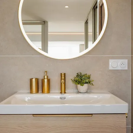 La Douce Folie Luxury With Terrace In Naturist Village אגדה