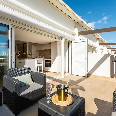 La Douce Folie Luxury With Terrace In Naturist Village