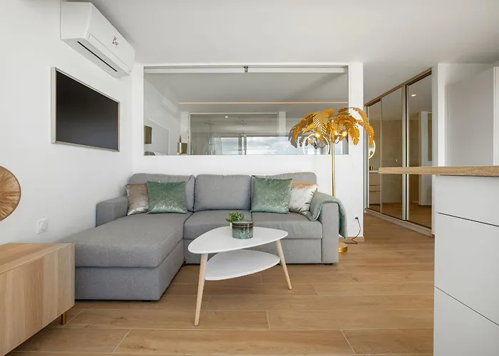 La Douce Folie Luxury With Terrace In Naturist Village Агд