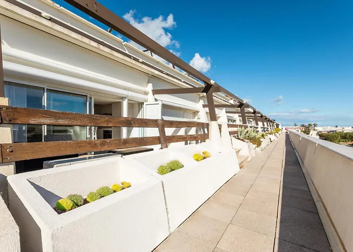 La Douce Folie Luxury With Terrace In Naturist Village Будинок відпочинку *